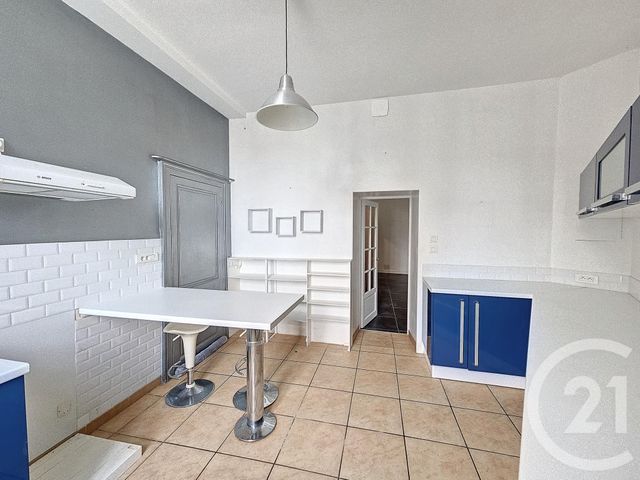 Appartement T3 &agrave; louer - 3 pi&egrave;ces - 71,70 m2 - Lucon - 85 - PAYS-DE-LOIRE