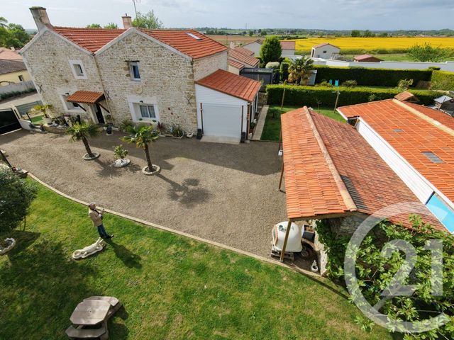 Maison &agrave; vendre - 6 pi&egrave;ces - 179,15 m2 - Mareuil Sur Lay Dissais - 85 - PAYS-DE-LOIRE