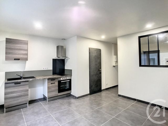 Appartement T2 &agrave; louer - 2 pi&egrave;ces - 30 m2 - Lucon - 85 - PAYS-DE-LOIRE