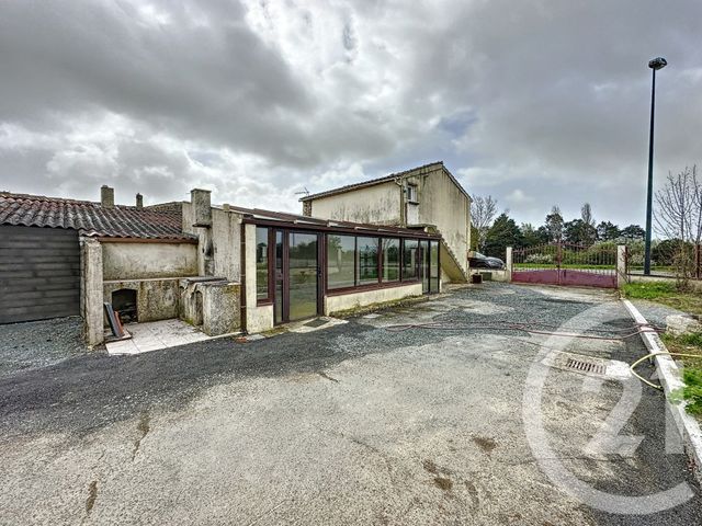 Maison &agrave; louer - 4 pi&egrave;ces - 81 m2 - Moreilles - 85 - PAYS-DE-LOIRE