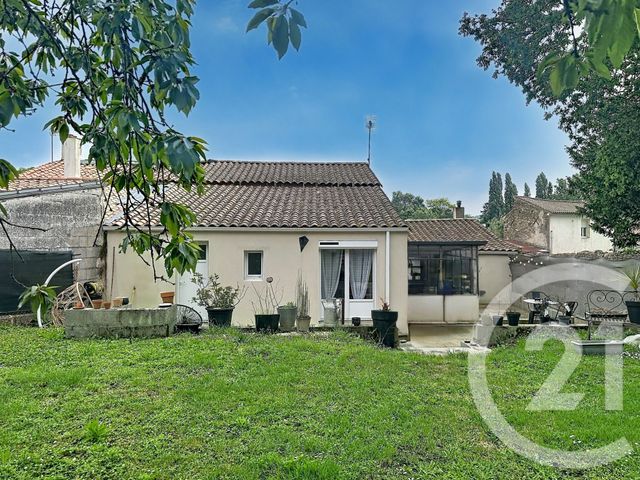 Maison &agrave; louer - 4 pi&egrave;ces - 108,65 m2 - Mareuil Sur Lay Dissais - 85 - PAYS-DE-LOIRE