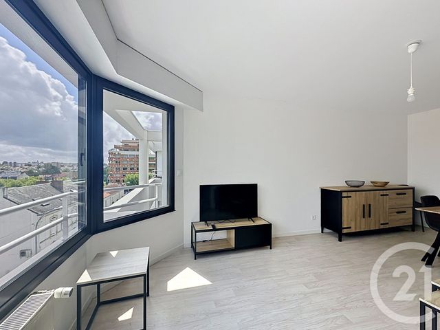 Appartement T2 &agrave; louer - 2 pi&egrave;ces - 52,93 m2 - La Roche Sur Yon - 85 - PAYS-DE-LOIRE