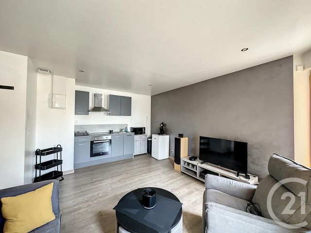 Appartement T2 &agrave; louer - 2 pi&egrave;ces - 29,80 m2 - Lucon - 85 - PAYS-DE-LOIRE
