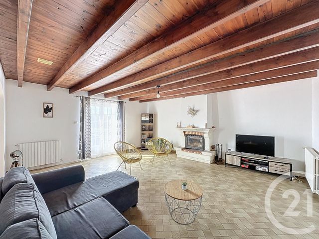 Maison &agrave; louer - 6 pi&egrave;ces - 132,16 m2 - Les Magnils Reigniers - 85 - PAYS-DE-LOIRE