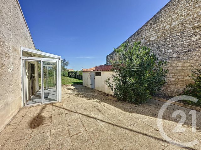 Maison &agrave; louer - 6 pi&egrave;ces - 132,16 m2 - Les Magnils Reigniers - 85 - PAYS-DE-LOIRE