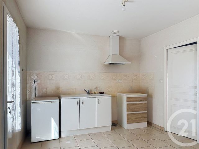 Maison &agrave; louer - 4 pi&egrave;ces - 86,10 m2 - Lucon - 85 - PAYS-DE-LOIRE