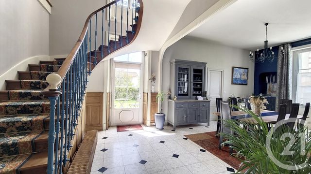 Maison &agrave; louer - 5 pi&egrave;ces - 195,26 m2 - Nalliers - 85 - PAYS-DE-LOIRE