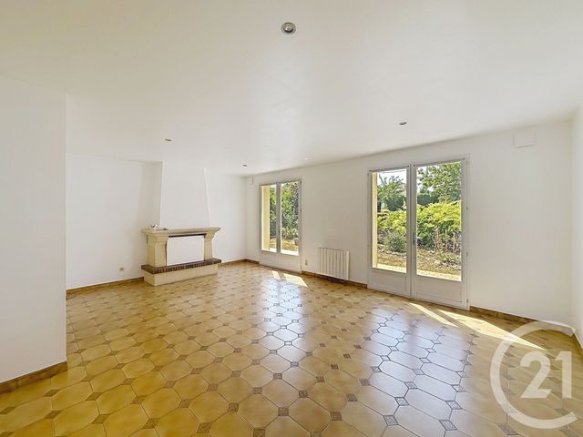 Maison &agrave; louer - 3 pi&egrave;ces - 88,94 m2 - Nalliers - 85 - PAYS-DE-LOIRE