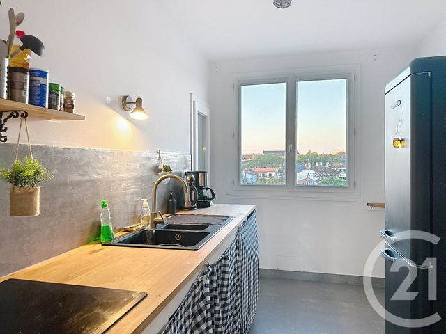 Appartement T3 &agrave; louer - 3 pi&egrave;ces - 68,22 m2 - Lucon - 85 - PAYS-DE-LOIRE