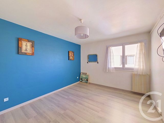 Appartement T3 &agrave; vendre - 3 pi&egrave;ces - 72,54 m2 - Lucon - 85 - PAYS-DE-LOIRE
