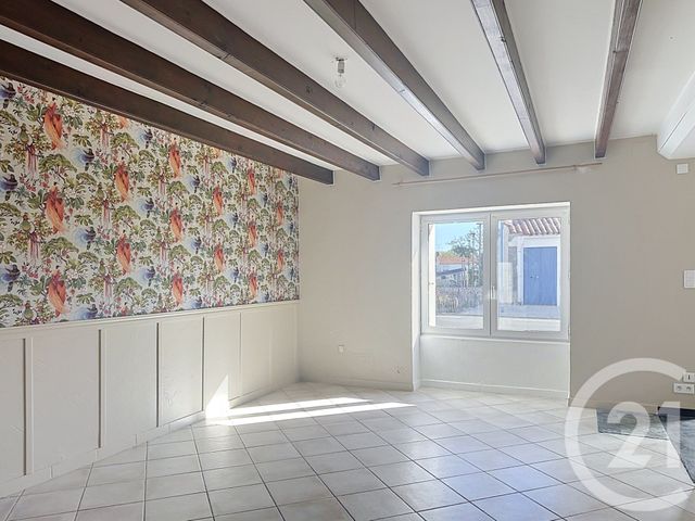 Maison &agrave; louer - 6 pi&egrave;ces - 137 m2 - Les Magnils Reigniers - 85 - PAYS-DE-LOIRE
