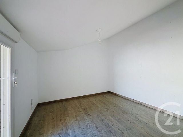 Maison &agrave; louer - 6 pi&egrave;ces - 137 m2 - Les Magnils Reigniers - 85 - PAYS-DE-LOIRE