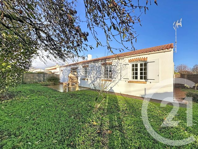 Maison &agrave; louer - 5 pi&egrave;ces - 97 m2 - Lucon - 85 - PAYS-DE-LOIRE