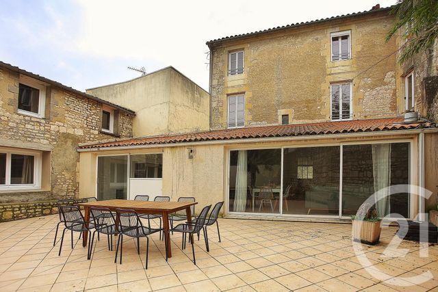 Maison &agrave; vendre - 12 pi&egrave;ces - 289 m2 - Lucon - 85 - PAYS-DE-LOIRE