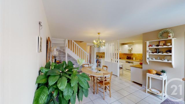 Prix immobilier CHAMPAGNE LES MARAIS - Photo d’une maison vendue