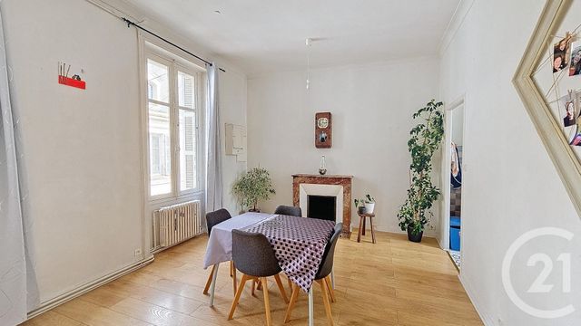 Appartement T4 à vendre - 5 pièces - 124,42 m2 - Lucon - 85 - PAYS-DE-LOIRE