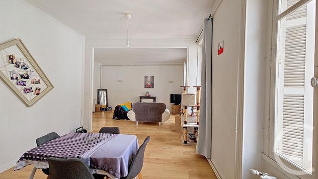 Appartement T4 à vendre - 5 pièces - 124,42 m2 - Lucon - 85 - PAYS-DE-LOIRE