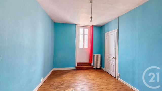 Appartement T4 à vendre - 5 pièces - 124,42 m2 - Lucon - 85 - PAYS-DE-LOIRE