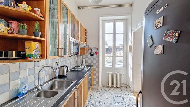 Appartement T4 à vendre - 5 pièces - 124,42 m2 - Lucon - 85 - PAYS-DE-LOIRE