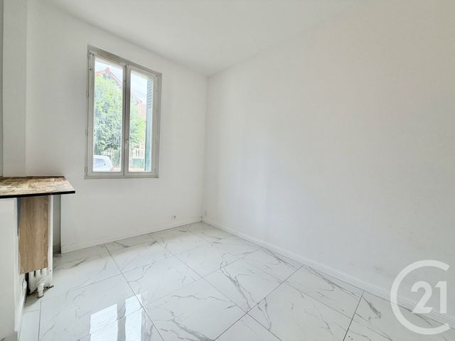 Appartement F1 &agrave; louer - 1 pi&egrave;ce - 14,96 m2 - Livry Gargan - 93 - ILE-DE-FRANCE