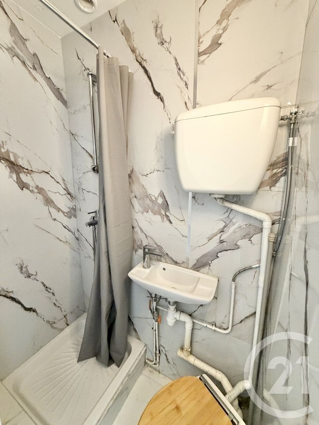 Appartement F1 &agrave; louer - 1 pi&egrave;ce - 14,96 m2 - Livry Gargan - 93 - ILE-DE-FRANCE