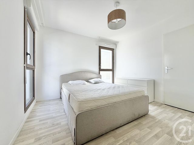 Appartement F2 &agrave; louer - 2 pi&egrave;ces - 47,41 m2 - Stains - 93 - ILE-DE-FRANCE