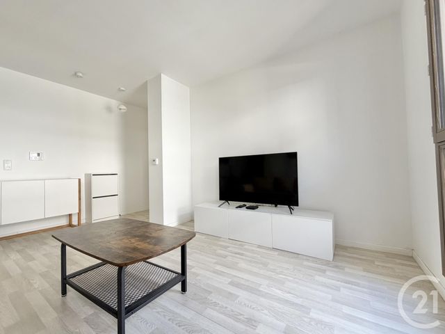 Appartement F2 &agrave; louer - 2 pi&egrave;ces - 47,41 m2 - Stains - 93 - ILE-DE-FRANCE