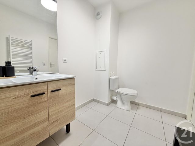 Appartement F2 &agrave; louer - 2 pi&egrave;ces - 47,41 m2 - Stains - 93 - ILE-DE-FRANCE