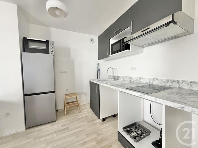 Appartement F2 &agrave; louer - 2 pi&egrave;ces - 47,41 m2 - Stains - 93 - ILE-DE-FRANCE