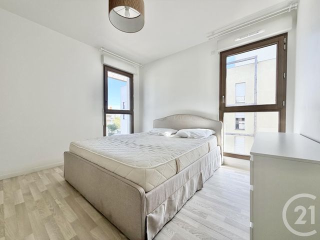 Appartement F2 &agrave; louer - 2 pi&egrave;ces - 47,41 m2 - Stains - 93 - ILE-DE-FRANCE