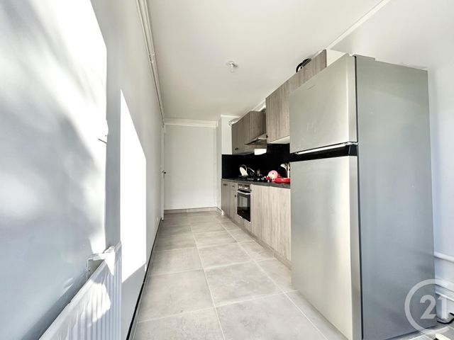 Appartement F4 &agrave; louer - 4 pi&egrave;ces - 77 m2 - Senlis - 60 - PICARDIE