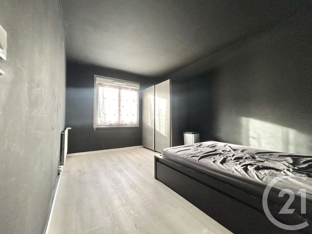 Appartement F4 &agrave; louer - 4 pi&egrave;ces - 77 m2 - Senlis - 60 - PICARDIE
