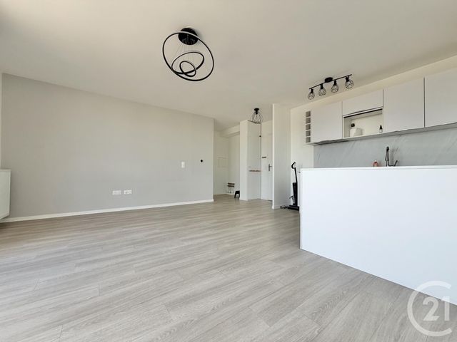 Appartement F4 &agrave; vendre - 4 pi&egrave;ces - 80 m2 - Pierrefitte Sur Seine - 93 - ILE-DE-FRANCE
