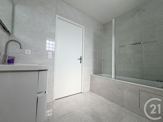 Appartement F4 &agrave; vendre - 4 pi&egrave;ces - 80 m2 - Pierrefitte Sur Seine - 93 - ILE-DE-FRANCE