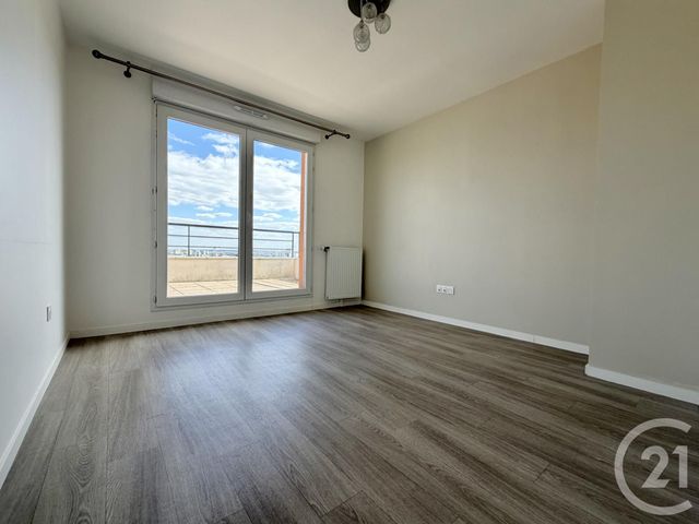 Appartement F4 &agrave; vendre - 4 pi&egrave;ces - 80 m2 - Pierrefitte Sur Seine - 93 - ILE-DE-FRANCE