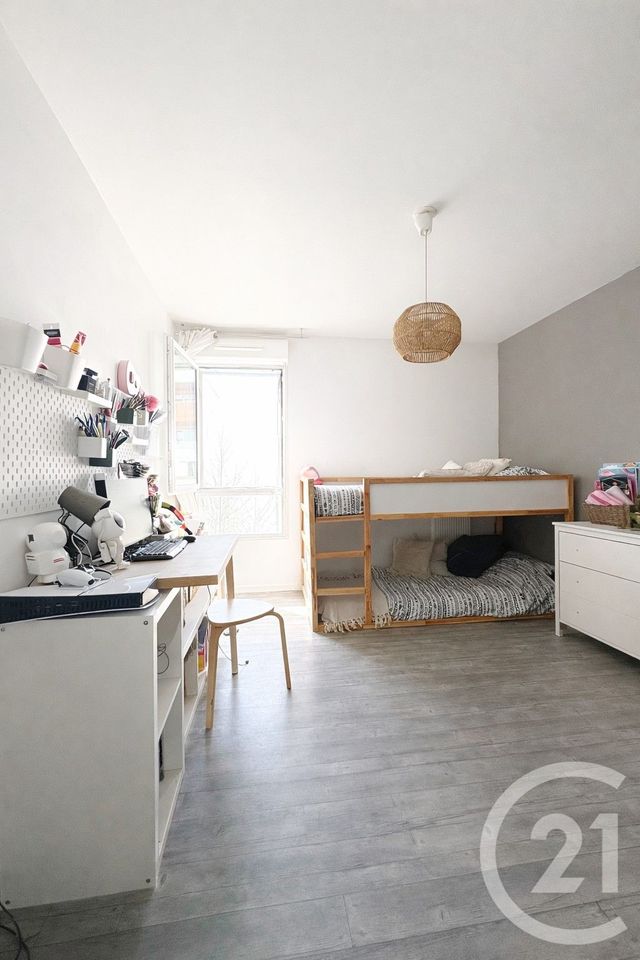 Appartement F3 &agrave; vendre - 3 pi&egrave;ces - 69 m2 - Stains - 93 - ILE-DE-FRANCE
