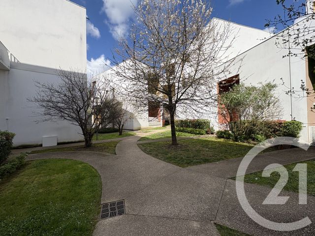 Appartement F3 &agrave; vendre - 3 pi&egrave;ces - 69 m2 - Stains - 93 - ILE-DE-FRANCE