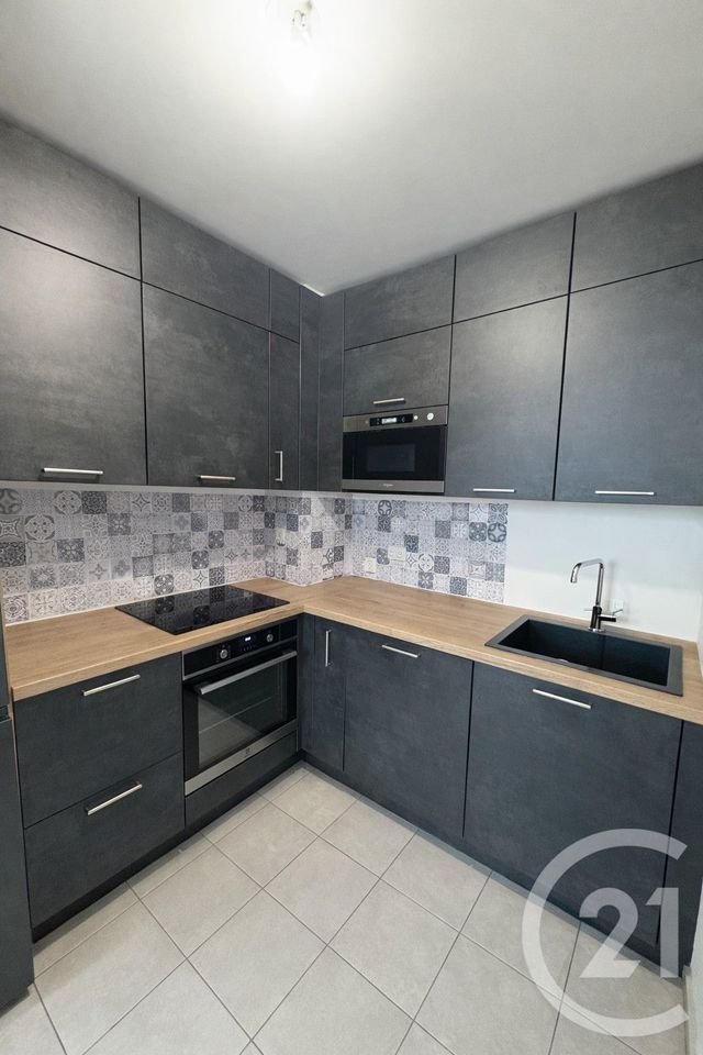 Appartement F4 &agrave; vendre - 4 pi&egrave;ces - 85,01 m2 - Stains - 93 - ILE-DE-FRANCE