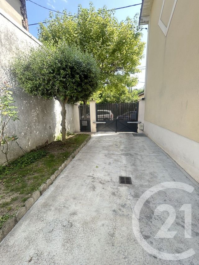 Maison à vendre - 4 pièces - 132 m2 - Stains - 93 - ILE-DE-FRANCE