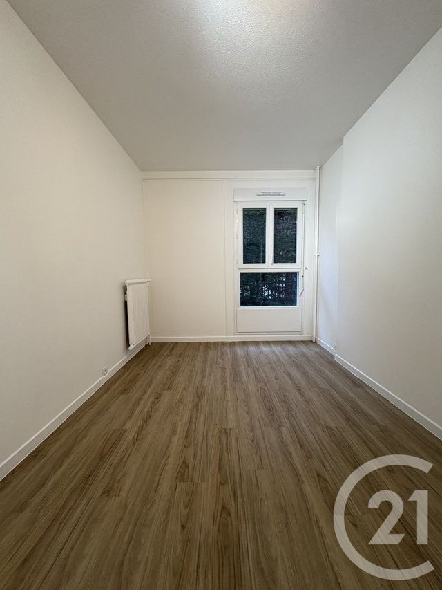 Appartement F4 à vendre - 4 pièces - 79,96 m2 - St Denis - 93 - ILE-DE-FRANCE