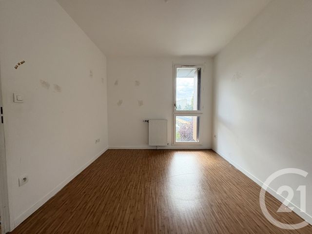 Appartement F3 à vendre - 3 pièces - 61,48 m2 - St Denis - 93 - ILE-DE-FRANCE