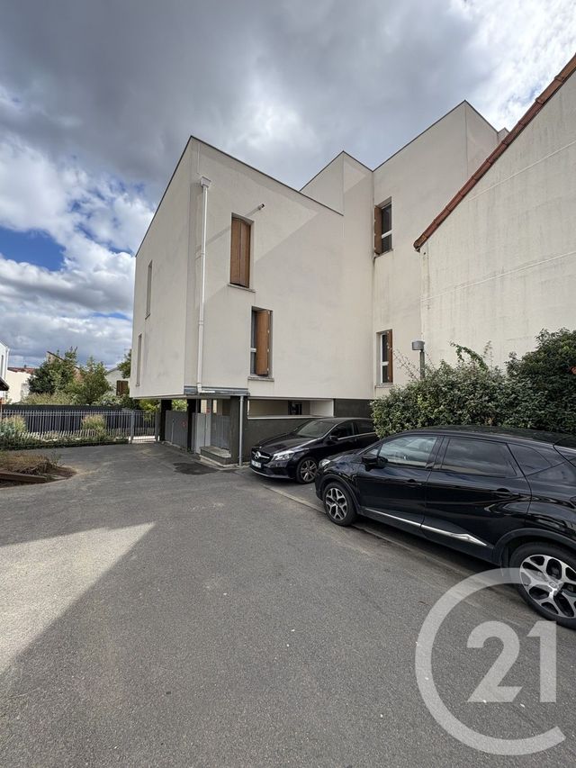 Appartement F3 à vendre - 3 pièces - 61,48 m2 - St Denis - 93 - ILE-DE-FRANCE