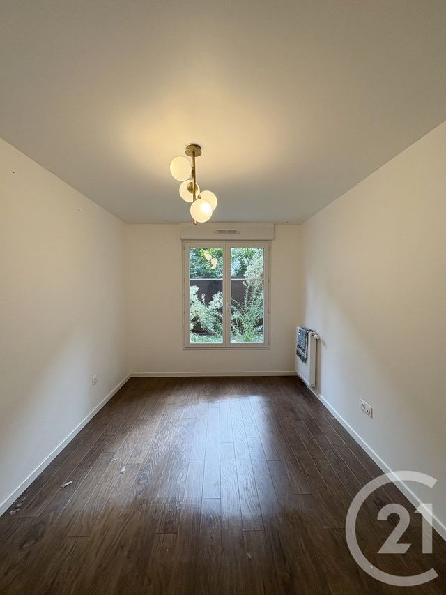 Appartement F2 à vendre - 2 pièces - 45,90 m2 - St Denis - 93 - ILE-DE-FRANCE