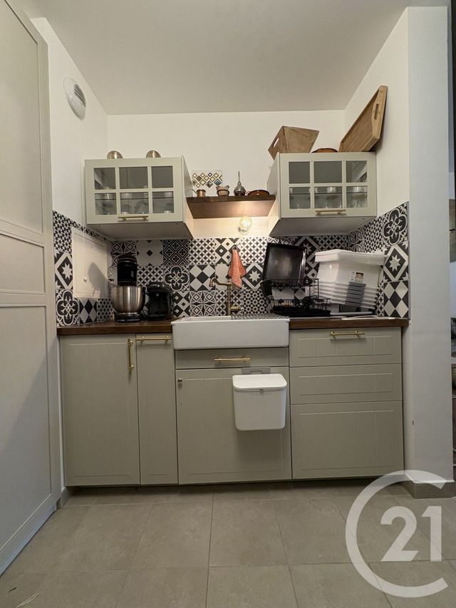 Appartement F2 à vendre - 2 pièces - 45,90 m2 - St Denis - 93 - ILE-DE-FRANCE