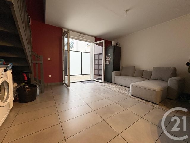 Appartement F2 à vendre - 2 pièces - 44,42 m2 - Stains - 93 - ILE-DE-FRANCE