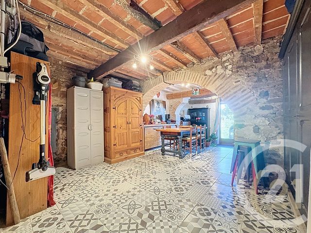 Maison à vendre - 7 pièces - 166,90 m2 - Fourques - 66 - LANGUEDOC-ROUSSILLON
