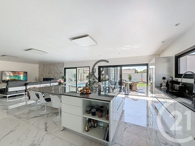 Maison à vendre - 5 pièces - 250 m2 - Llupia - 66 - LANGUEDOC-ROUSSILLON