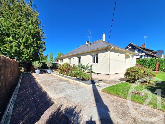 Maison 4 pièces 90 m² · à St Gatien des Bois · 90 m² · 325 000 €