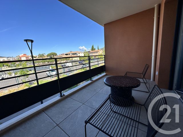 Appartement T1 à vendre - 1 pièce - 18,20 m2 - Hyeres - 83 - PROVENCE-ALPES-COTE-D-AZUR