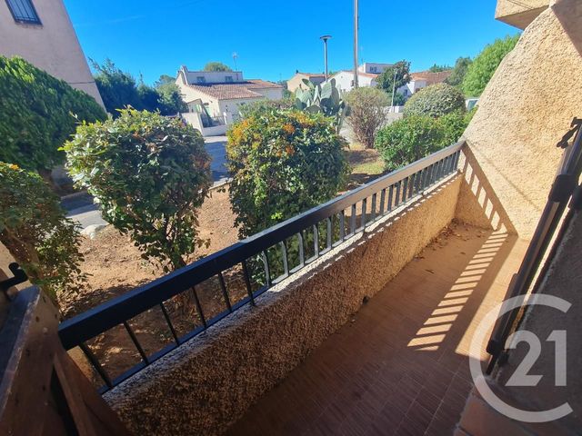 Appartement T1 à vendre - 1 pièce - 25 m2 - Le Pradet - 83 - PROVENCE-ALPES-COTE-D-AZUR